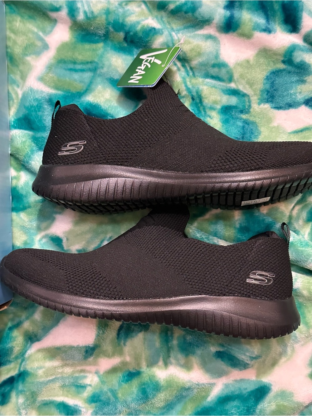 Skechers Ultra Flex Slip On Walking Shoe,8.5,New